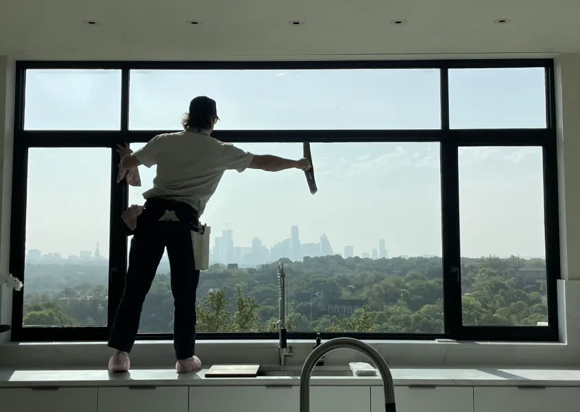 Pinks Interior Window Cleaning